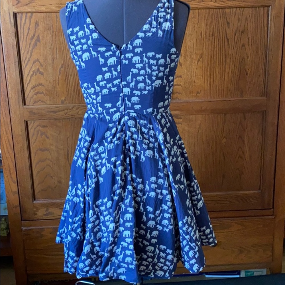 Delia’s navy animal print dress, sz 1 - Picture 3 of 6